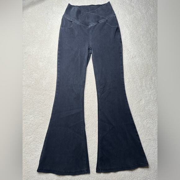 HALARA Dark Gray Flare Pants - Picture 4 of 7